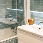 Le Boston - Hypercentre - 150 M 2- 7 Guest Apartment