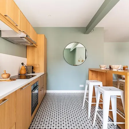 Le Boston - Hypercentre - 150 M 2- 7 Guest Apartment Dijon