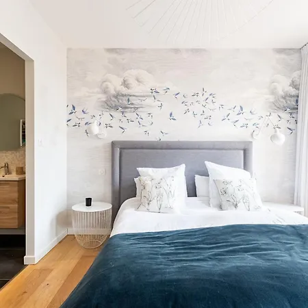 Apartment Le Boston - Hypercentre - 150 M 2- 7 Guest