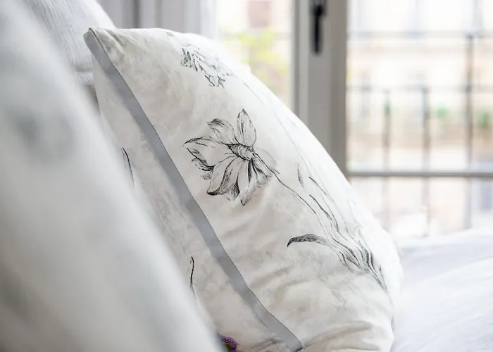 Le Boston - Hypercentre - 150 M 2- 7 Guest Ντιζόν